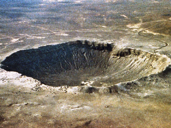 кратер после падения метеорита